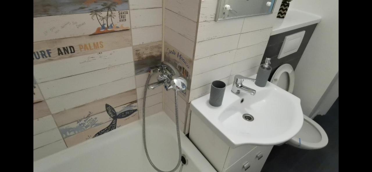 Apartamentul Lui Matei Constanţa Eksteriør billede