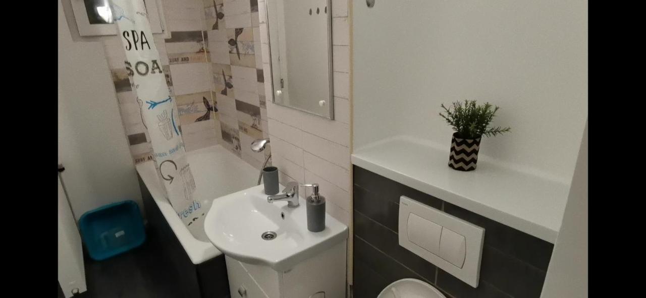 Apartamentul Lui Matei Constanţa Eksteriør billede